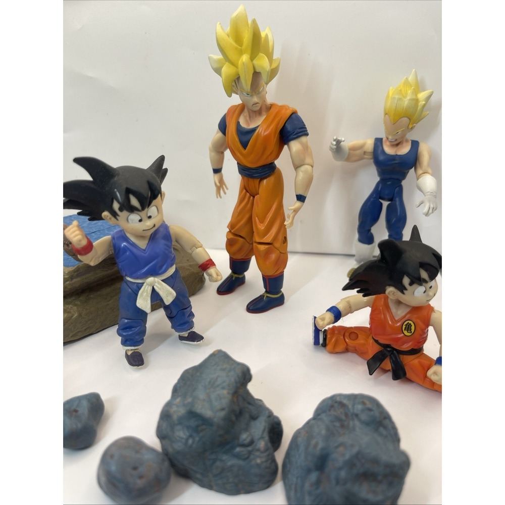 Vintage 2003 Dragon BALL Z Action Figures Toys Lot Turtle Rock Boulder